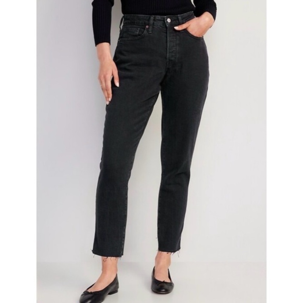 Old Navy NWOT Black Hight Rise Curvy OG Straight Jeans Button Fly Size 8 Tall